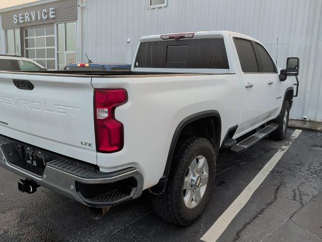 2022 Chevrolet Silverado Hd - $44,000