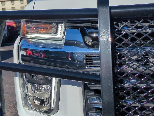 2022 Chevrolet Silverado Hd - $44,000