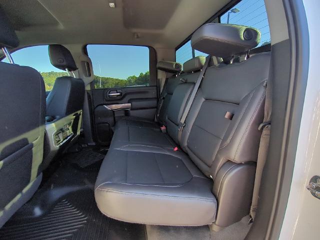 2022 Chevrolet Silverado Hd - $44,000