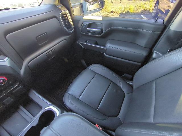 2022 Chevrolet Silverado Hd - $44,000