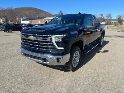 2024 Chevrolet Silverado 2500HD 4X4 LTZ 4DR Crew Cab SB