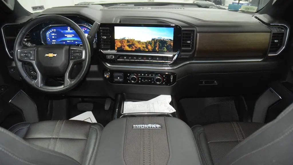 2024 Chevrolet Silverado 2500HD High Country