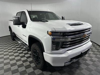 2022 Chevrolet Silverado 2500HD 4X4 High Country 4DR Crew Cab SB