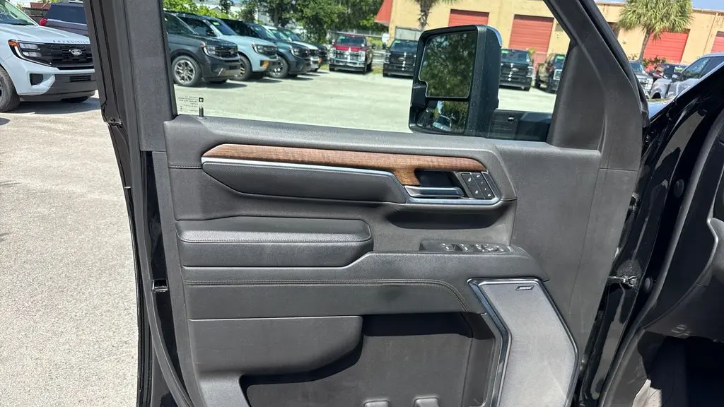 2024 Chevrolet Silverado 2500HD High Country