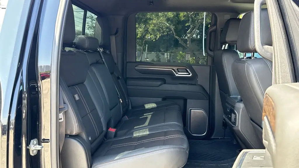 2024 Chevrolet Silverado 2500HD High Country