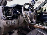 2024 Silverado 2500HD Thumbnail 11
