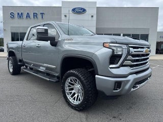 2024 Chevrolet Silverado 2500HD with Sterling Gray Metallic Exterior