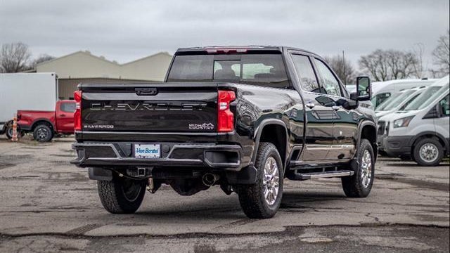 2024 Chevrolet Silverado 2500HD High Country
