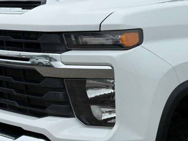 2024 Chevrolet Silverado Hd - $48,000