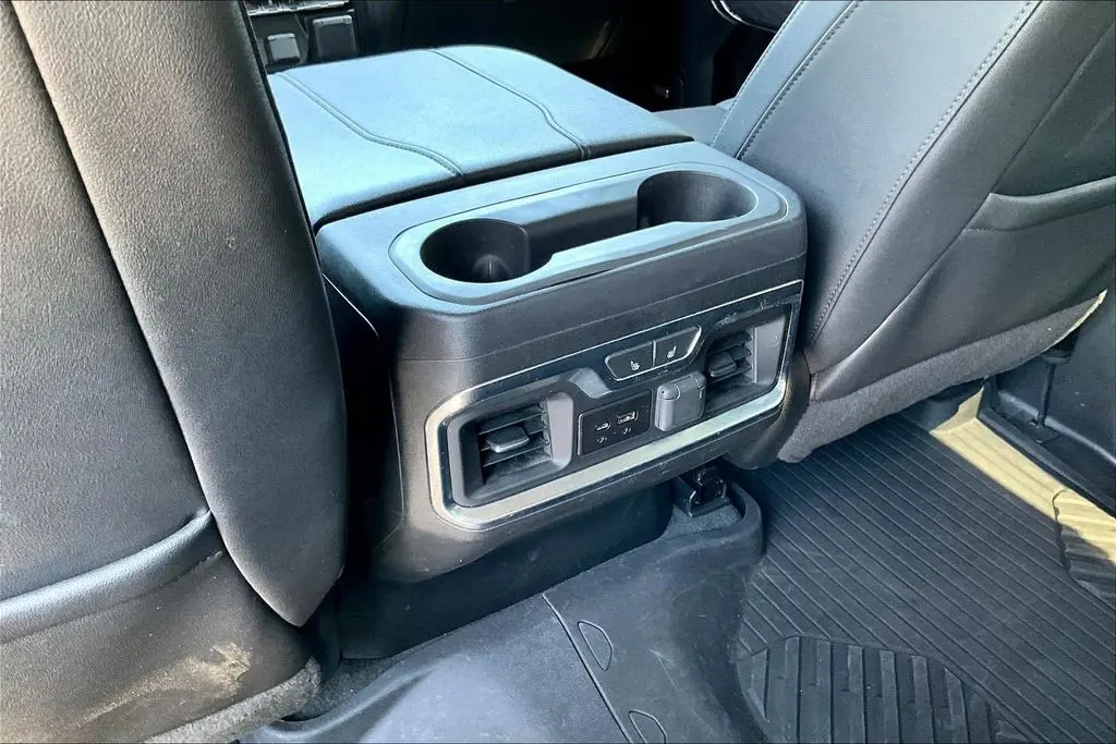 2023 Chevrolet Silverado Hd - $57,650