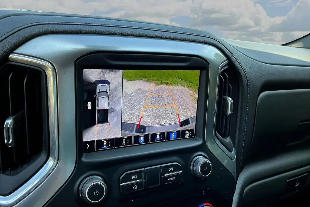 2023 Chevrolet Silverado Hd - $57,650