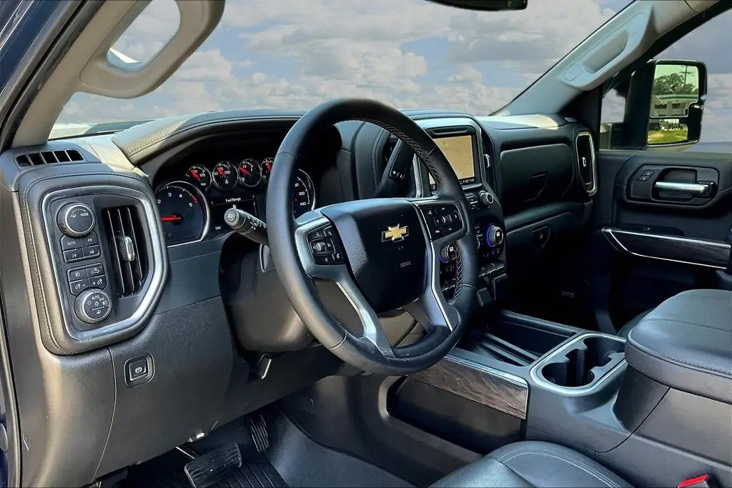 2023 Chevrolet Silverado Hd - $57,650
