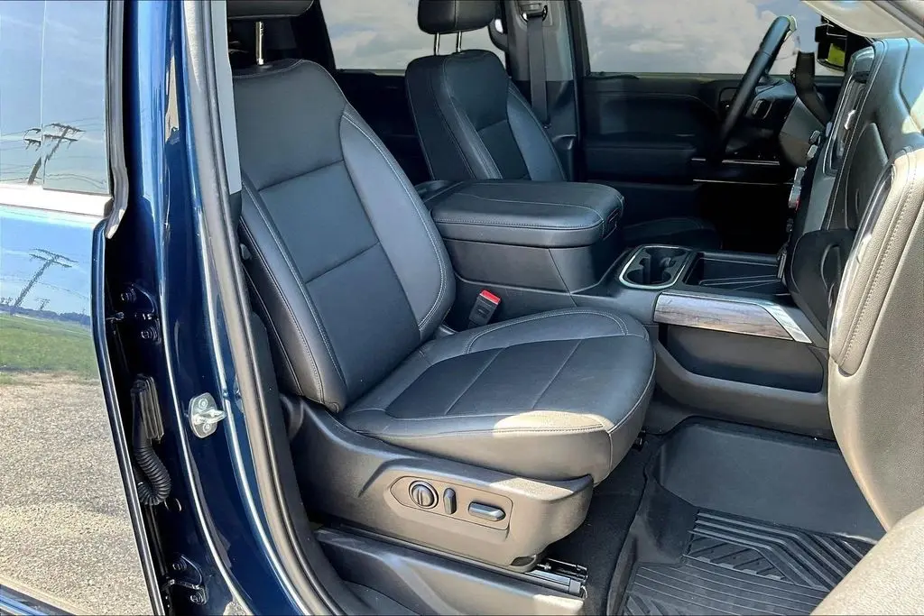 2023 Chevrolet Silverado Hd - $57,650