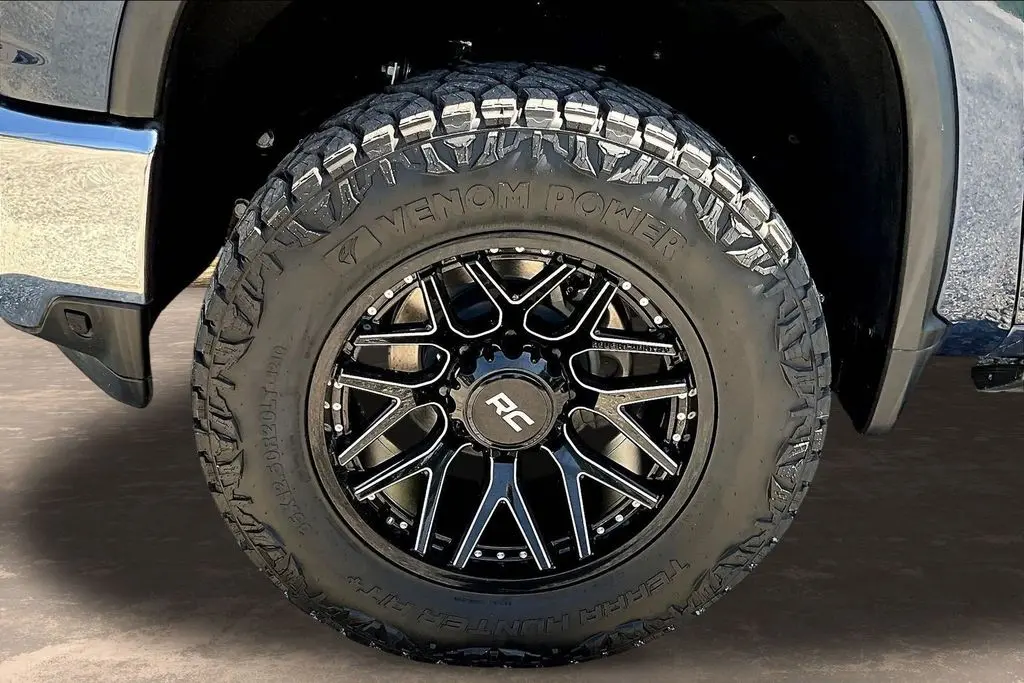 2023 Chevrolet Silverado Hd - $57,650