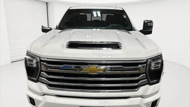 2024 Chevrolet Silverado 3500HD High Country