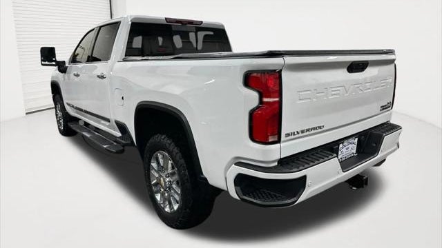 2024 Chevrolet Silverado 3500HD High Country