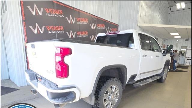 2024 Chevrolet Silverado 3500HD High Country