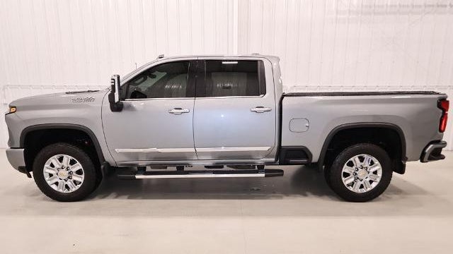 2024 Chevrolet Silverado 3500HD High Country