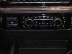 2024 Silverado 3500HD Thumbnail 37