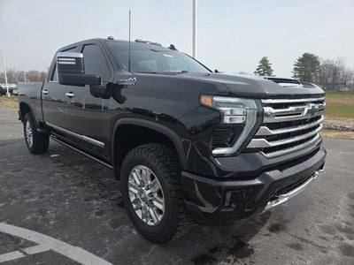 2024 Chevrolet Silverado 3500HD 4X4 High Country 4DR Crew Cab SB SRW