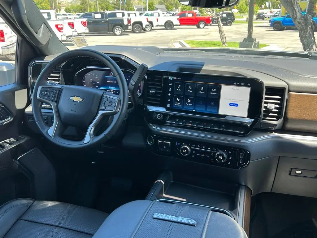 2024 Chevrolet Silverado Hd - $68,000