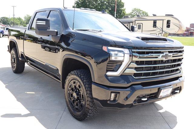 2024 Chevrolet Silverado Hd - $65,990