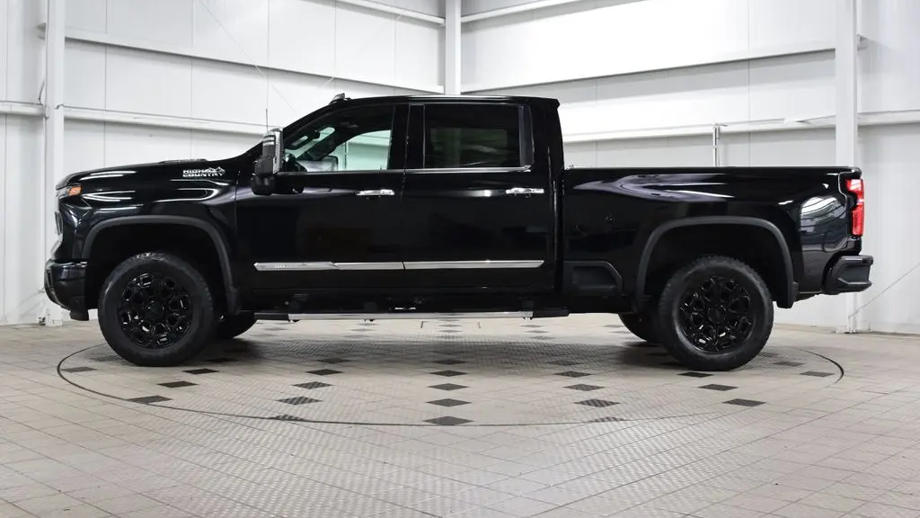 2024 Chevrolet Silverado 3500HD High Country