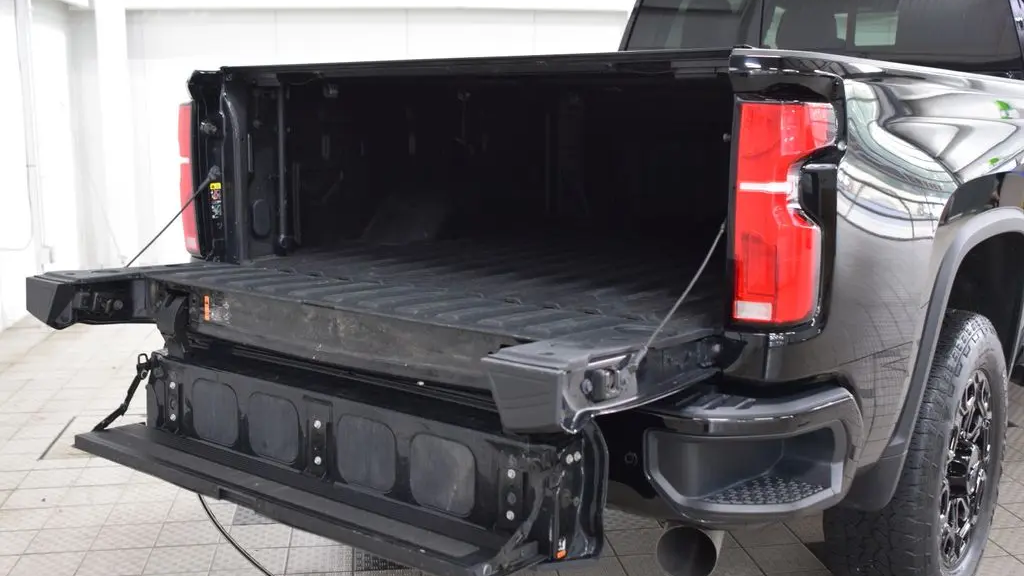 2024 Chevrolet Silverado 3500HD High Country