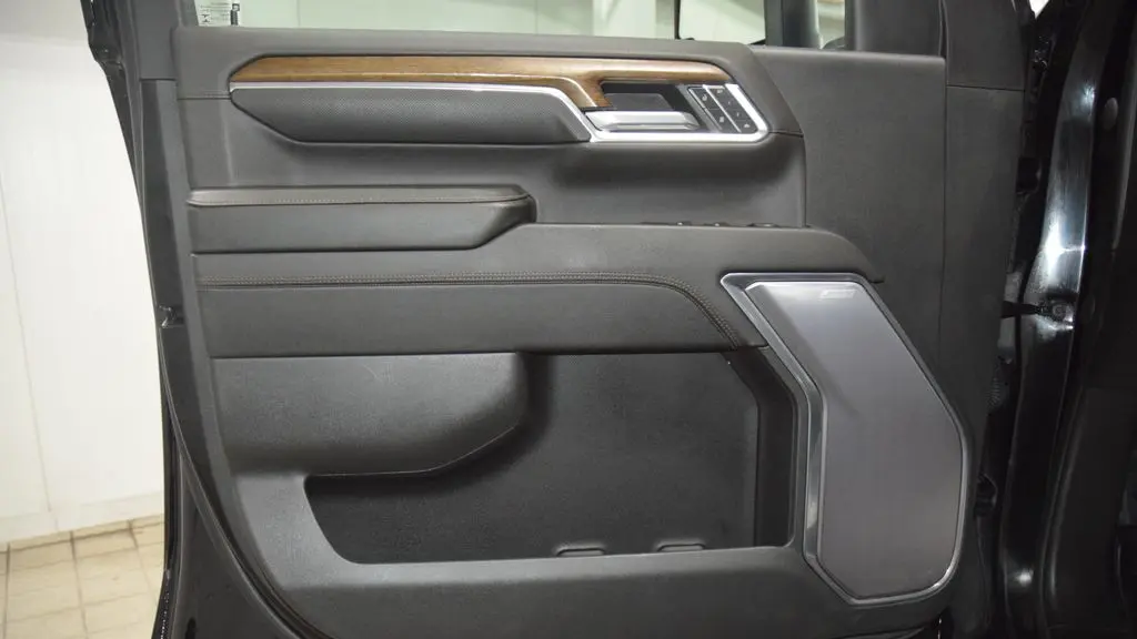 2024 Chevrolet Silverado 3500HD High Country