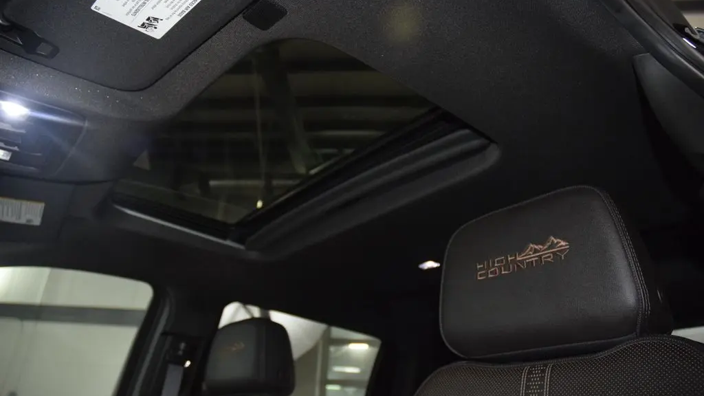 2024 Chevrolet Silverado 3500HD High Country