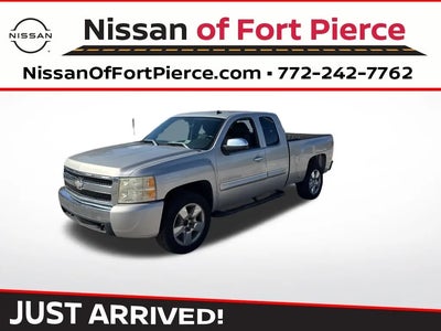 2009 Chevrolet Silverado 1500 4X2 LT 4DR Extended Cab 5.8 FT. SB