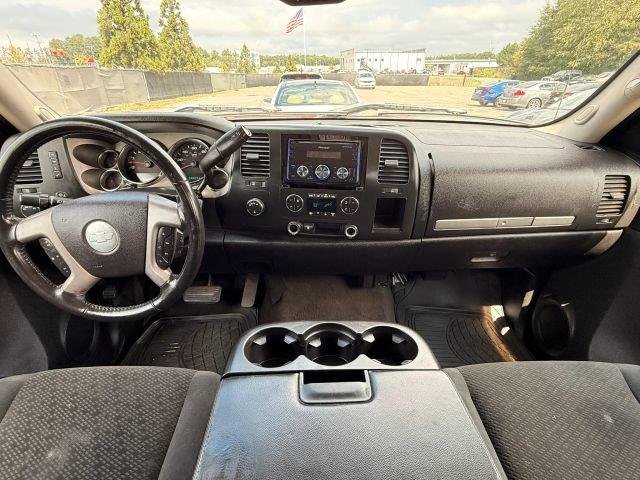 2007 Chevrolet Silverado - $8,950