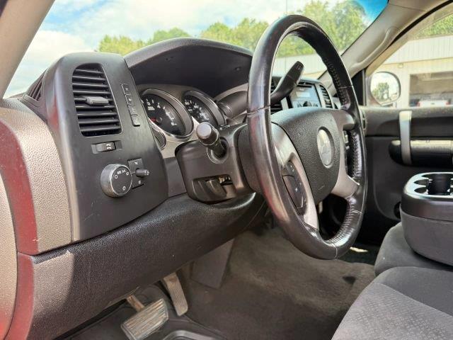 2007 Chevrolet Silverado - $8,950