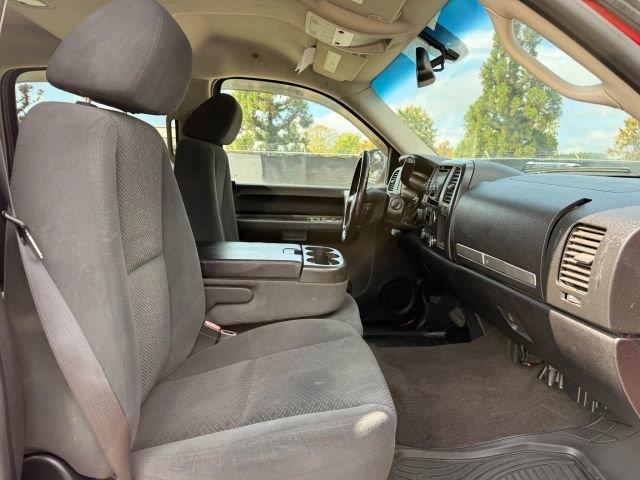 2007 Chevrolet Silverado - $8,950