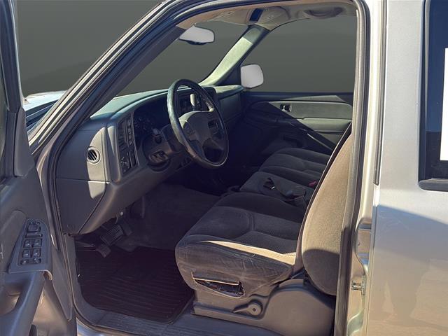 2007 Chevrolet Silverado - $2,900