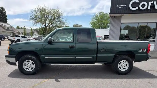 2004 Chevrolet Silverado 1500 Work Truck