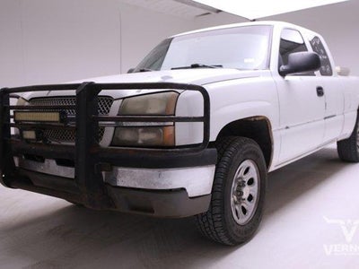 2004 Chevrolet Silverado 1500 4DR Extended Cab Work Truck 4WD SB