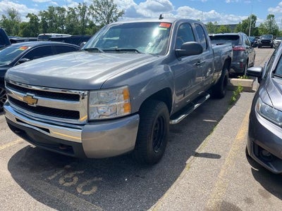 2009 Chevrolet Silverado 1500 4X4 LT 4DR Extended Cab 5.8 FT. SB