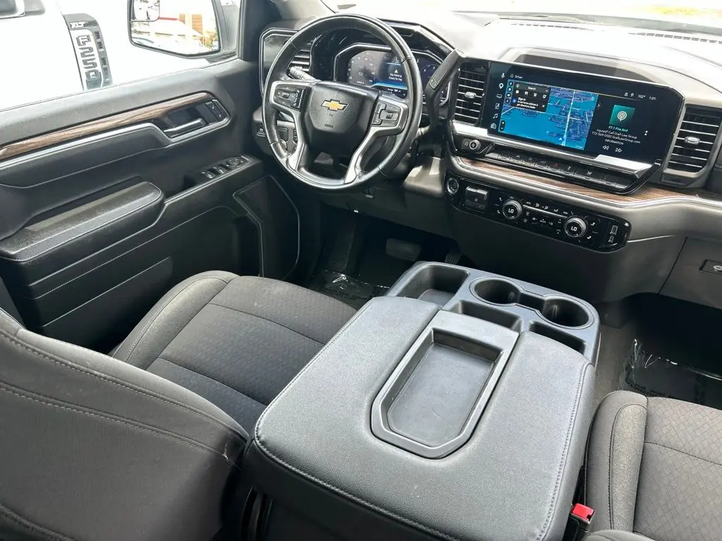 2025 Chevrolet Silverado - $30,898