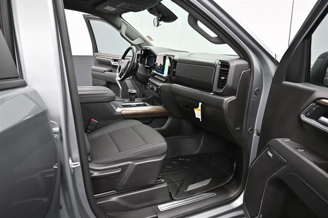 2025 Chevrolet Silverado