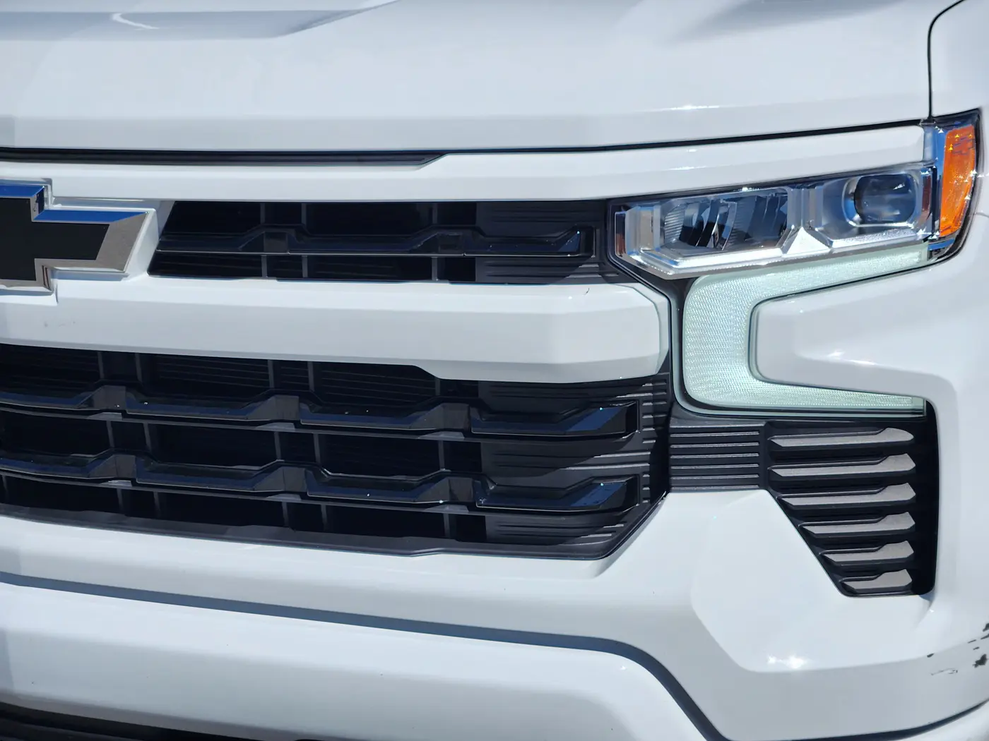 2026 Chevrolet Silverado - $40,922