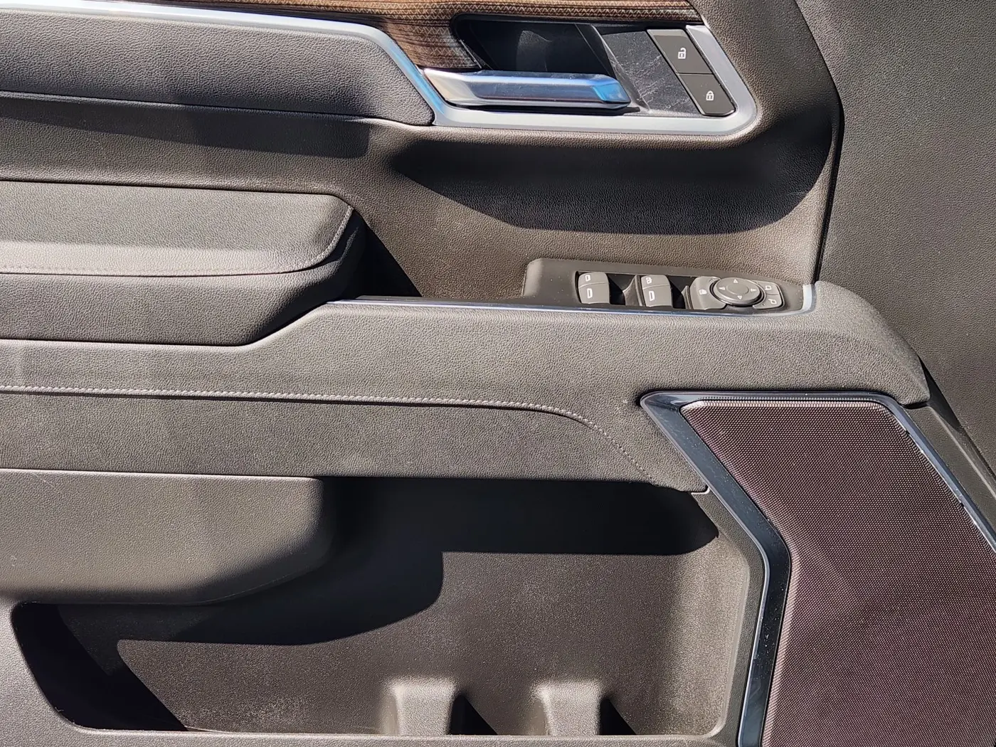 2026 Chevrolet Silverado - $40,922