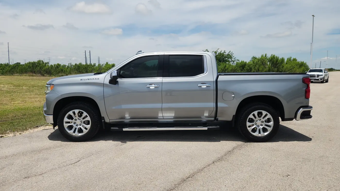 2024 Chevrolet Silverado 1500 LTZ