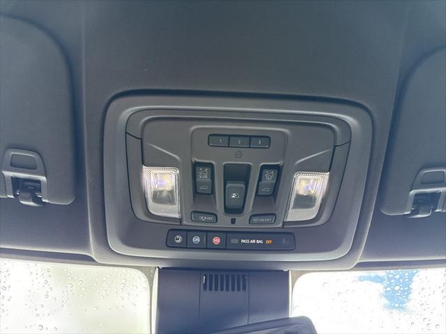 2022 Chevrolet Silverado - $35,950
