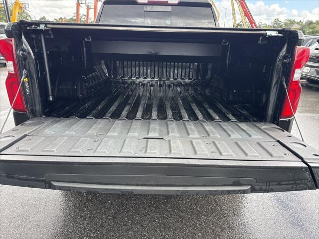 2022 Chevrolet Silverado - $35,950