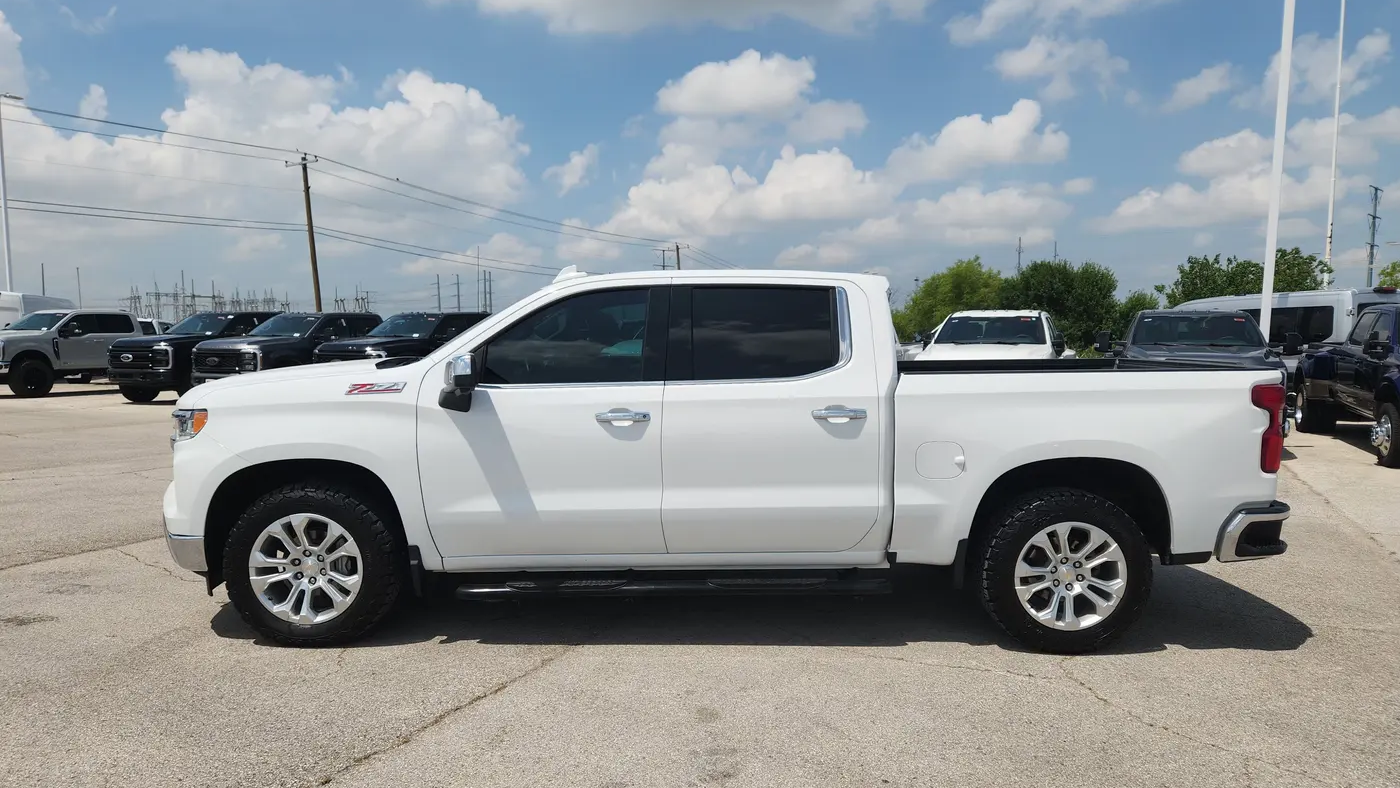 2023 Chevrolet Silverado 1500 LTZ