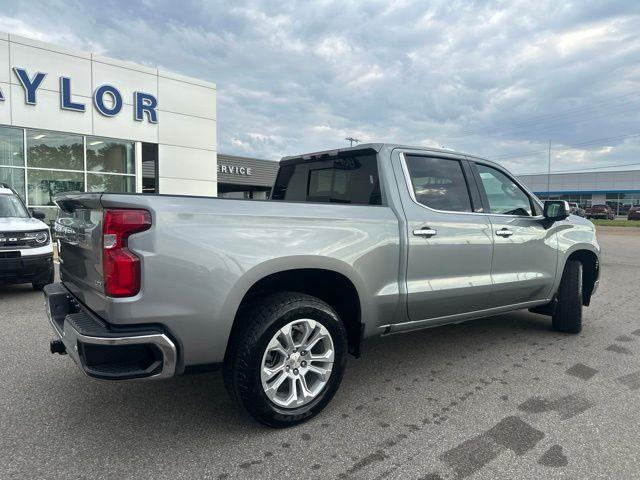 2023 Chevrolet Silverado - $37,176