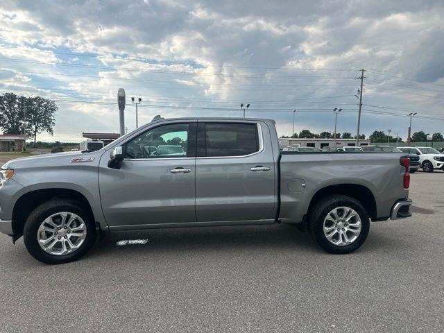 2023 Chevrolet Silverado - $37,176