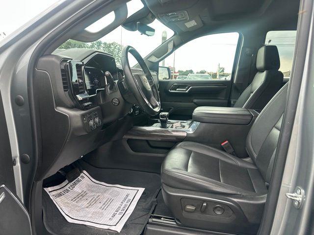 2023 Chevrolet Silverado - $37,176