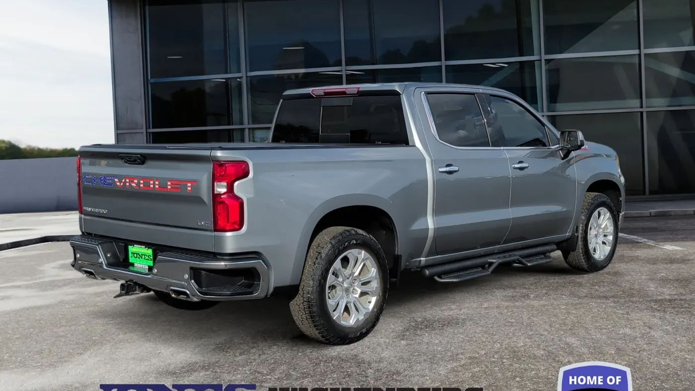 2024 Chevrolet Silverado 1500 LTZ
